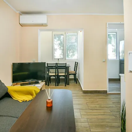 2br Spacious Апартамент *