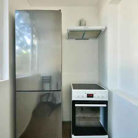 2br Spacious Appartamento *