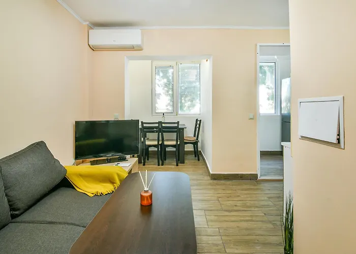 2br Spacious شقة *